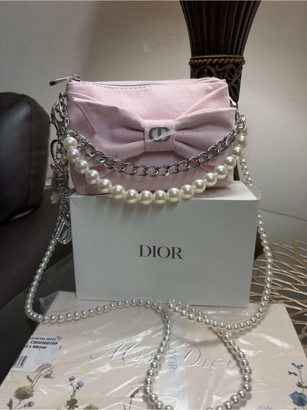 Dior Pink Bow Mini Shoulder Bag with Pearl & Chain Straps - Picture 5 of 16